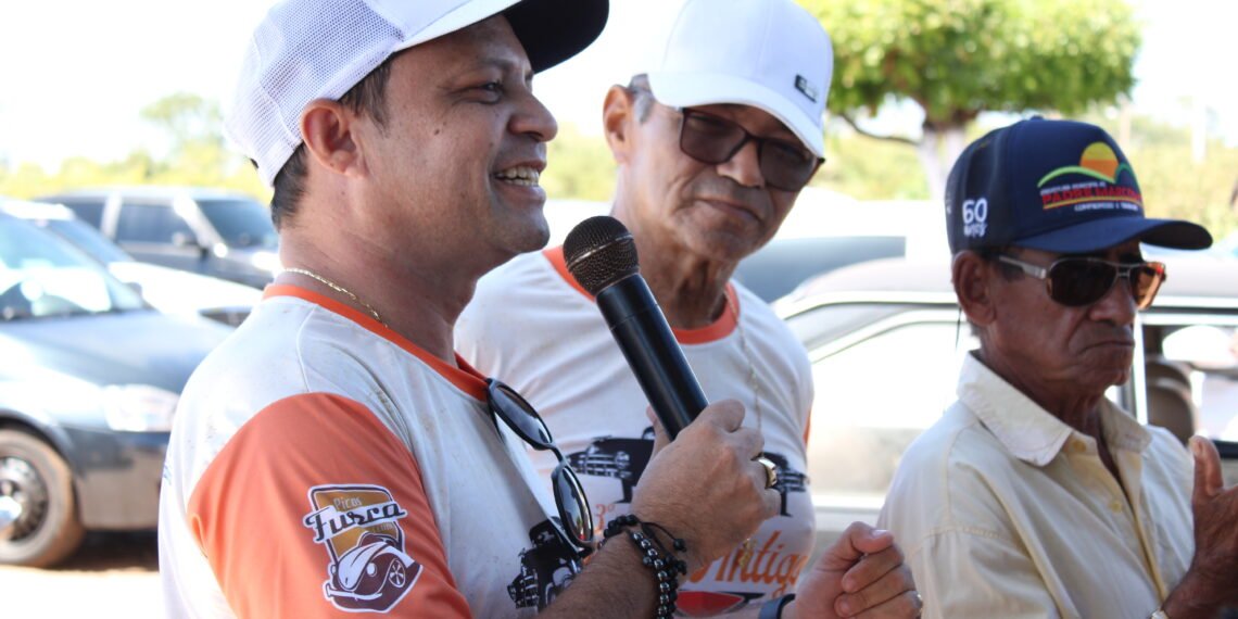 Encontro de Carros Antigos dá início às celebrações dos 70 anos de Itainópolis.