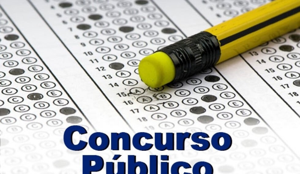 Prefeitura de Manoel Emídio abre concurso com 83 vagas e salários de até R$ 8,2 mil