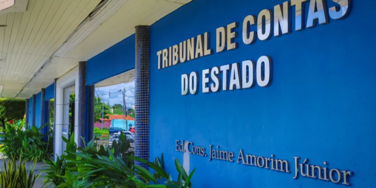 TCE bloqueia contas da Prefeitura de Novo Oriente do Piauí por falhas na prestação de contas